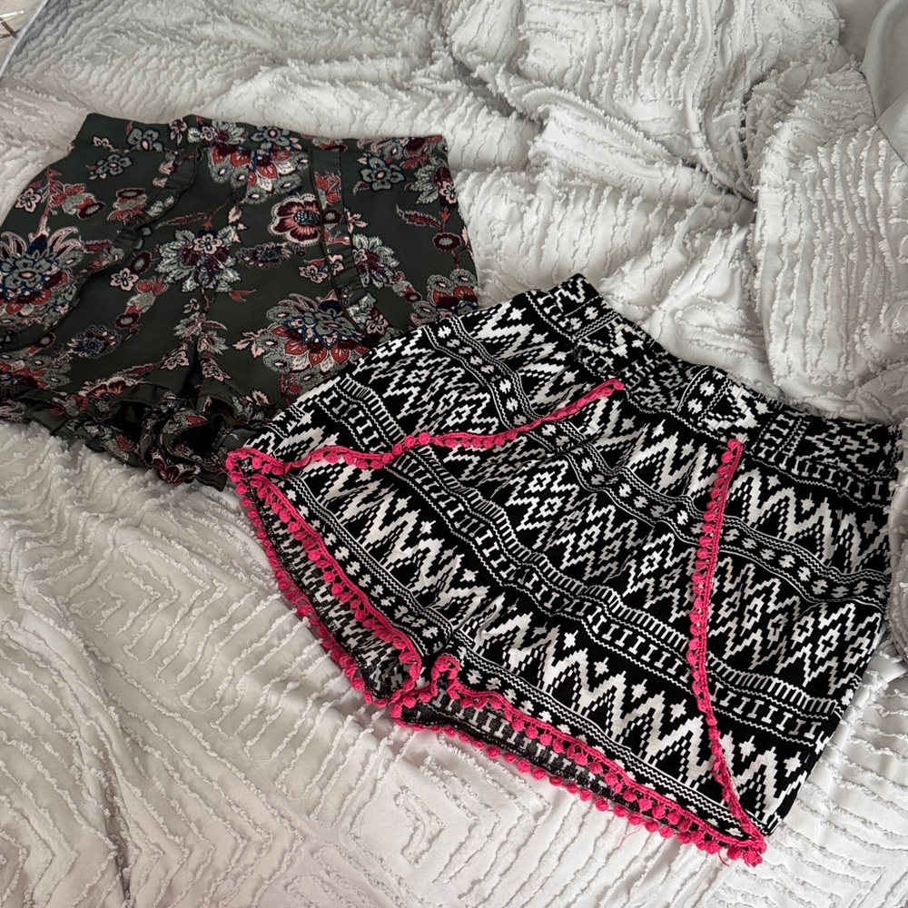 Black and White & Floral Patterned Women's Shorts 2pk